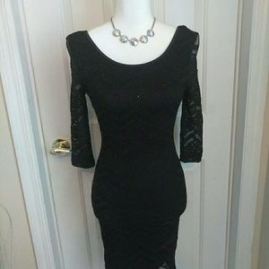 🍁Sale🍁A'gaci Black Lace Chevron Print Dress